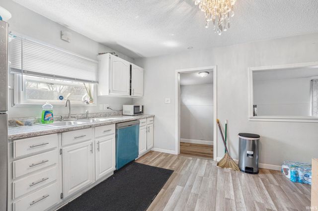 3930 Abbott Street, Fort Wayne, IN 46806