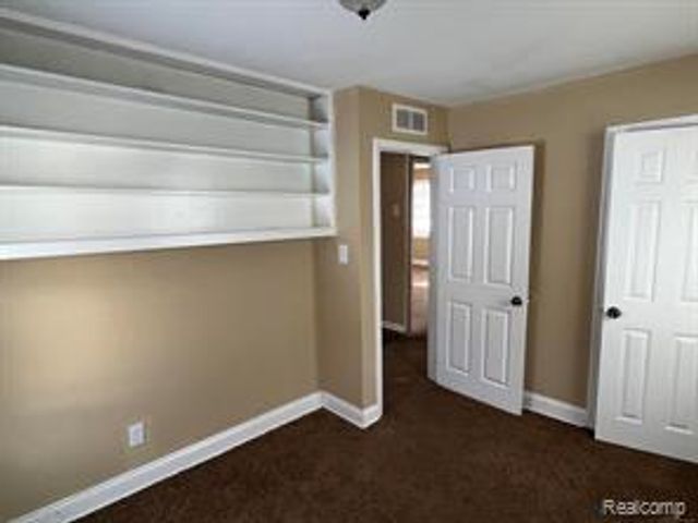 11123 Hudson Avenue, Warren, MI 48089