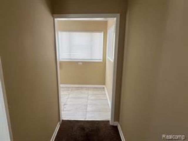 11123 Hudson Avenue, Warren, MI 48089