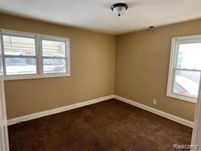 11123 Hudson Avenue, Warren, MI 48089