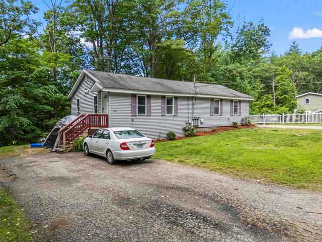 584 Chestnut Hill Road, Farmington, NH 03835