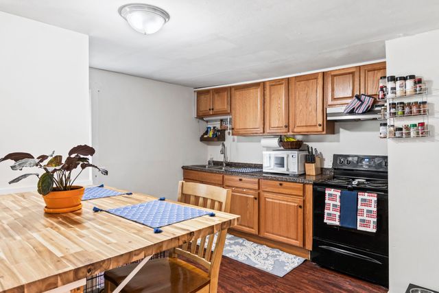 584 Chestnut Hill Road, Farmington, NH 03835