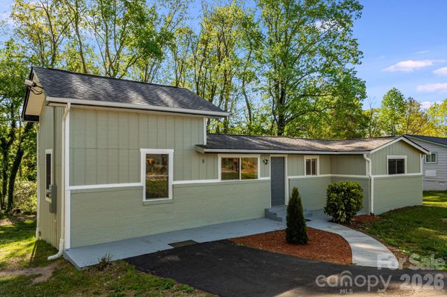 21 Oak Hill Drive, Asheville, NC 28806