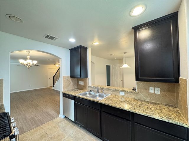 12935 Almeda Crossing Court, Houston, TX 77048