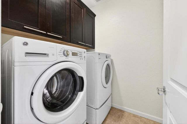 890 White Moonstone Loop, San Jose, CA 95123