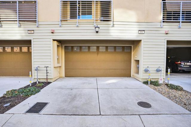 890 White Moonstone Loop, San Jose, CA 95123