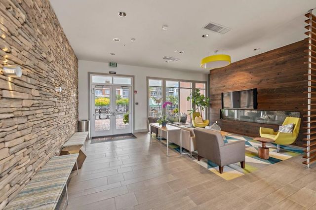 890 White Moonstone Loop, San Jose, CA 95123