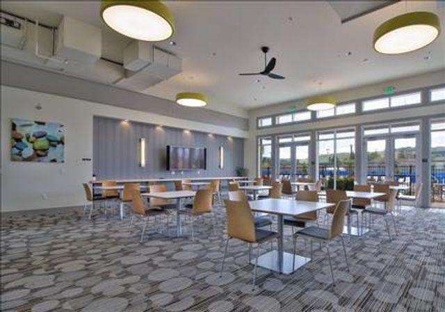 890 White Moonstone Loop, San Jose, CA 95123