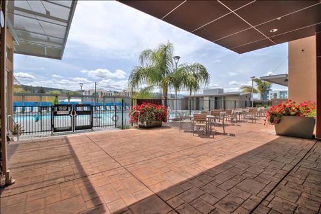 890 White Moonstone Loop, San Jose, CA 95123