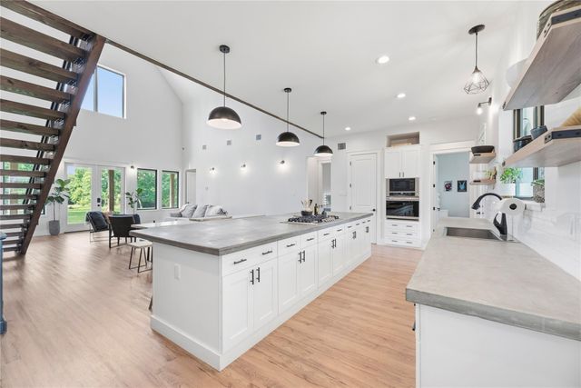 1400 Hicks Street, Tomball, TX 77375