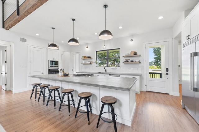 1400 Hicks Street, Tomball, TX 77375