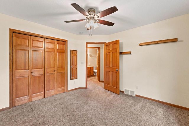 5061 Birchwood LANE, West Bend, WI 53095