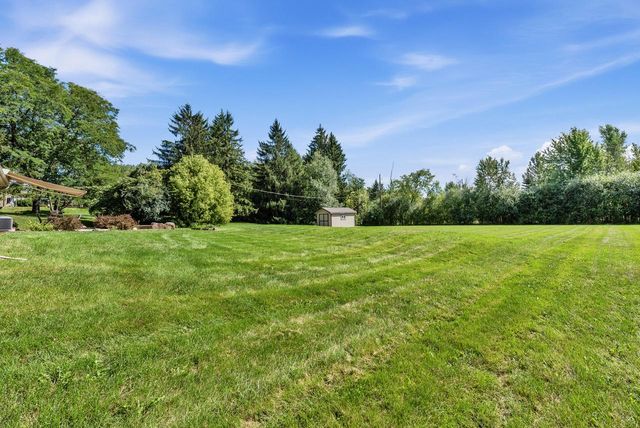 5061 Birchwood LANE, West Bend, WI 53095