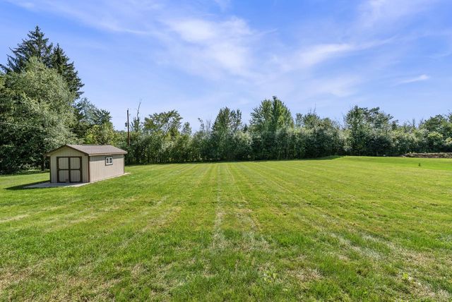5061 Birchwood LANE, West Bend, WI 53095