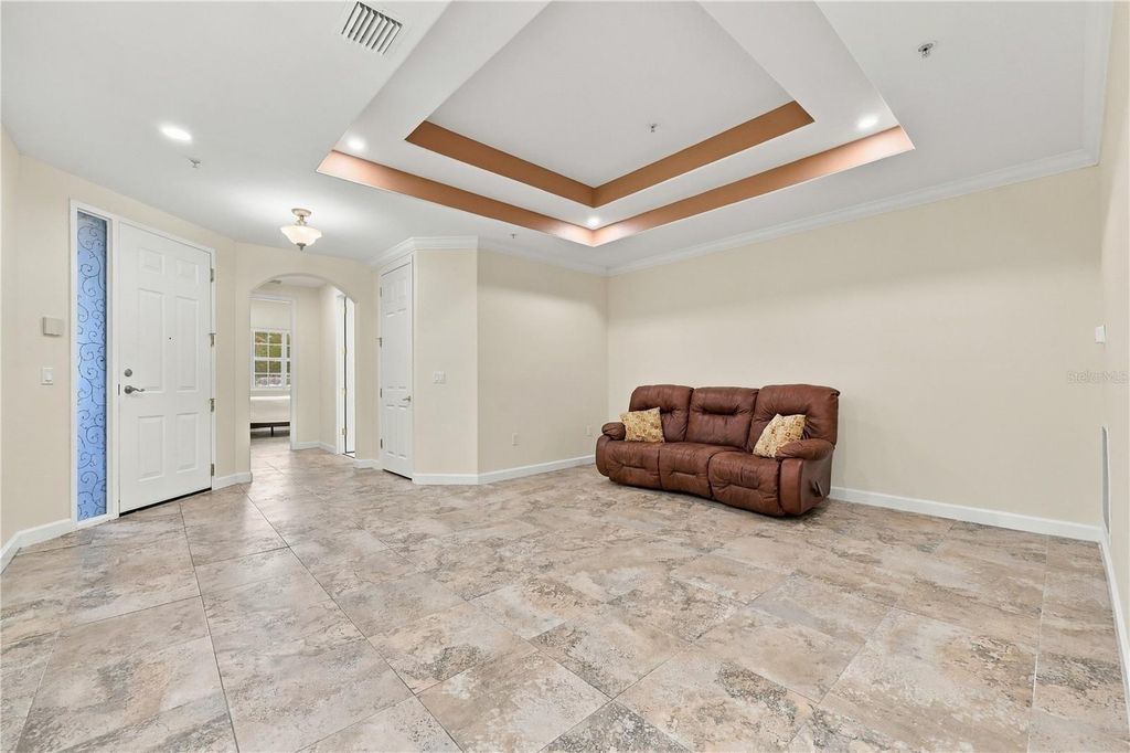 Image 11 of property listing at 8749 THE ESPLANADE 16, Orlando, FL 32836