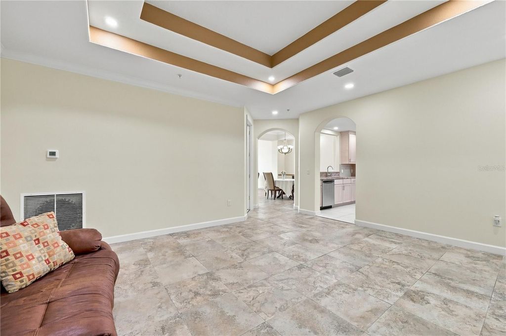 Image 12 of property listing at 8749 THE ESPLANADE 16, Orlando, FL 32836