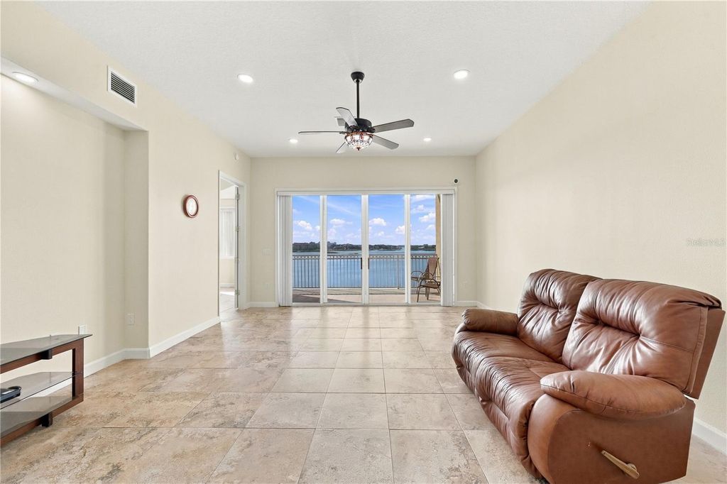 Image 23 of property listing at 8749 THE ESPLANADE 16, Orlando, FL 32836