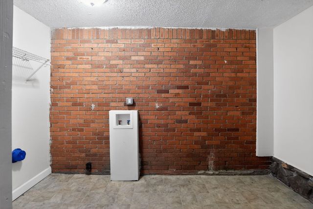 3398 SCENIC HWY, Memphis, TN 38128