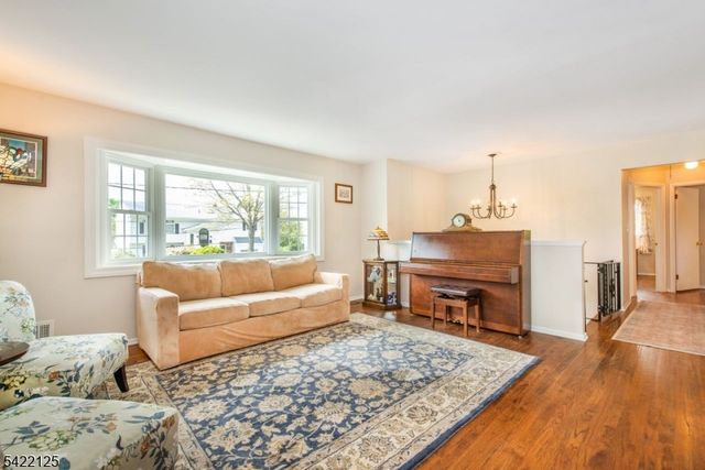 14 Villa Rd, Little Falls Twp., NJ 07424