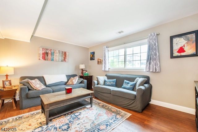 14 Villa Rd, Little Falls Twp., NJ 07424
