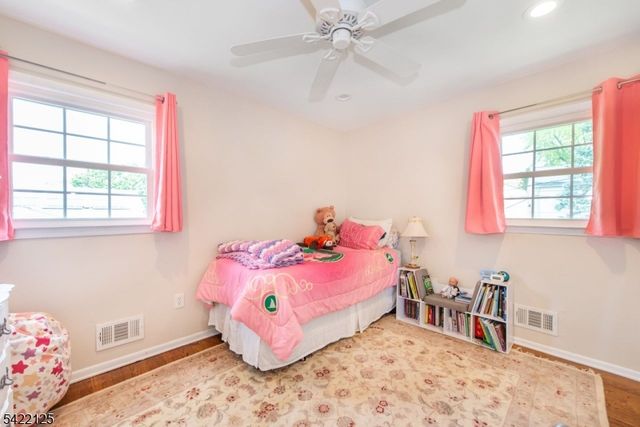14 Villa Rd, Little Falls Twp., NJ 07424