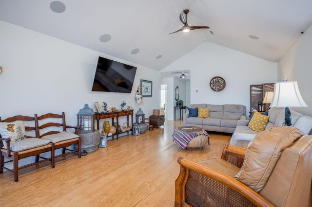 1088 Shore Drive, Manning, SC 29102