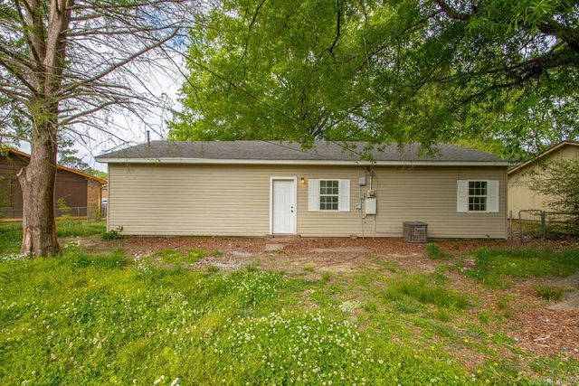 28 Greenhaven Pl, Jacksonville, AR 72076