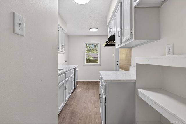 28 Greenhaven Pl, Jacksonville, AR 72076