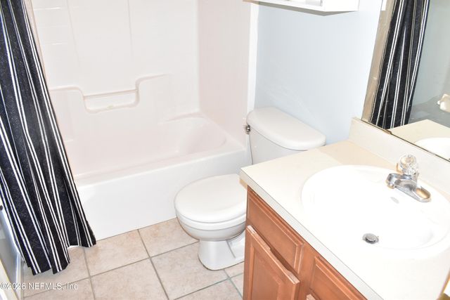 3204 WANDERING OAKS Drive, Orange Park, FL 32065