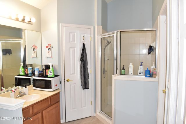 3204 WANDERING OAKS Drive, Orange Park, FL 32065