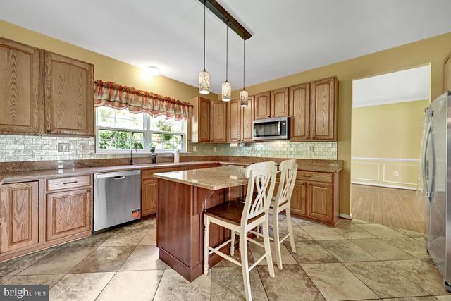 7975 DEEPWATER VIEW DR, Port Tobacco, MD 20677