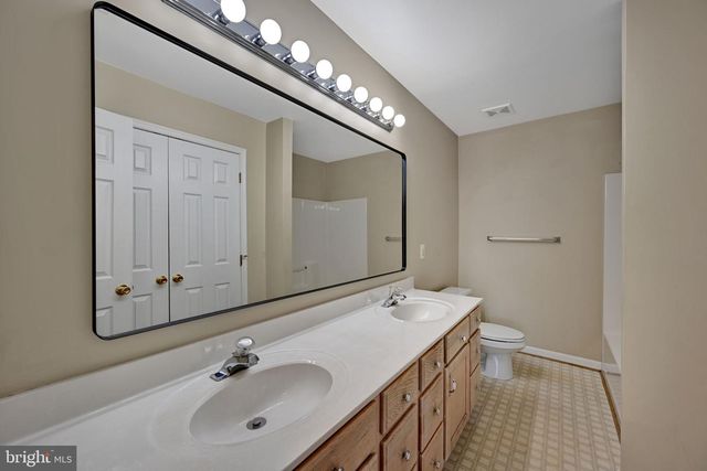 7975 DEEPWATER VIEW DR, Port Tobacco, MD 20677