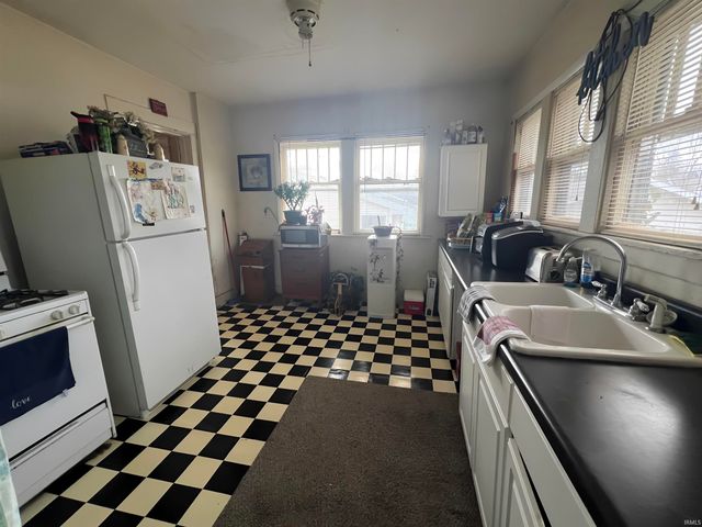 932 E Mulberry Street, Kokomo, IN 46901