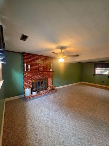 1055 Broadhill DR, Vinton, VA 24179