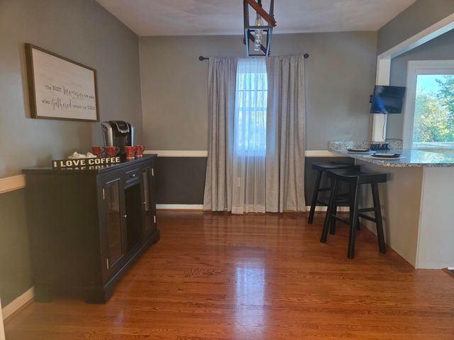 1055 Broadhill DR, Vinton, VA 24179