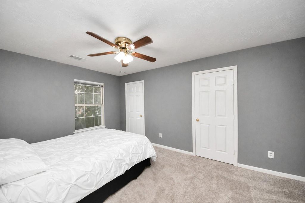 Image 24 of property listing at 1406 Lamplight Trail Drive, Katy, TX 77450