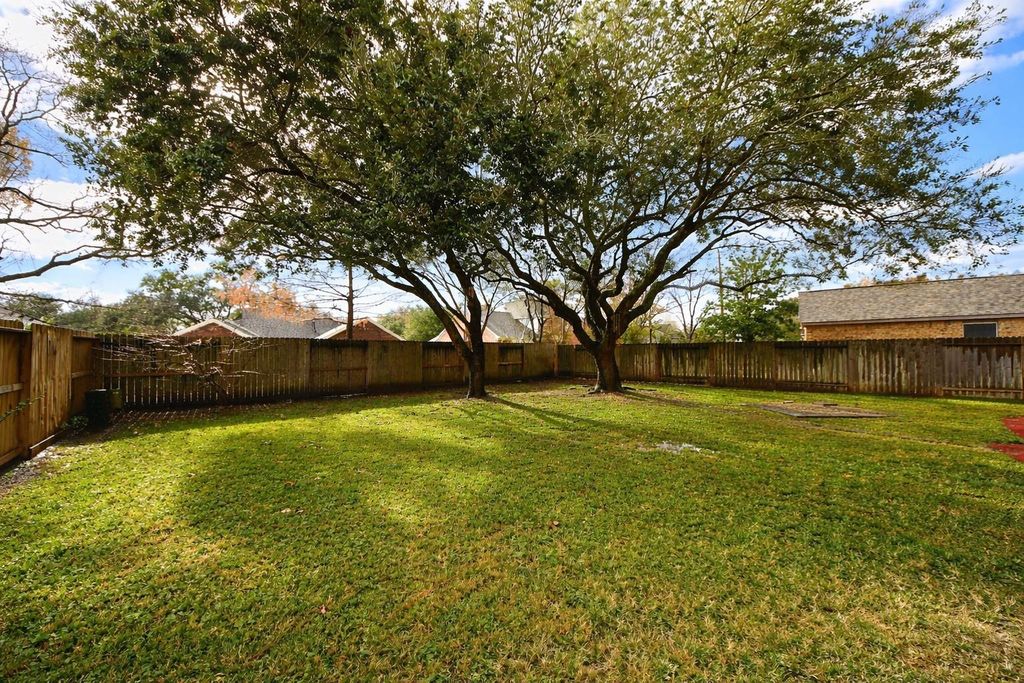 Image 26 of property listing at 1406 Lamplight Trail Drive, Katy, TX 77450