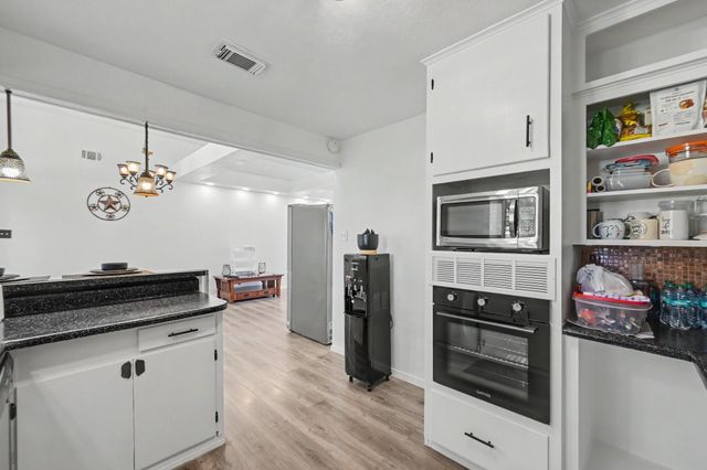 77 High Meadow, Trinity, TX 75862