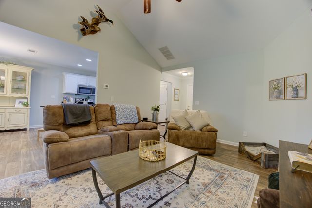 118 Meadowbrooke Drive, Milner, GA 30257