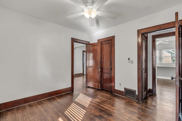 2817 Bellevue Avenue, Bettendorf, IA 52722