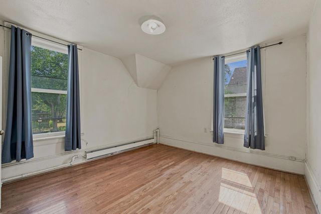 1028 7th Street N, Fargo, ND 58102