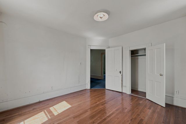 1028 7th Street N, Fargo, ND 58102