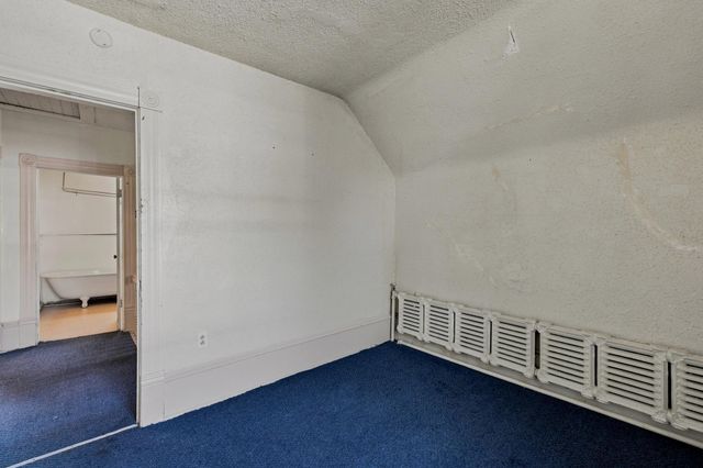 1028 7th Street N, Fargo, ND 58102