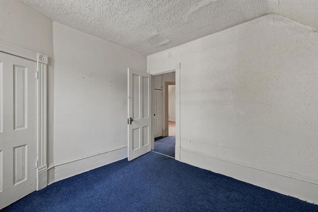 1028 7th Street N, Fargo, ND 58102