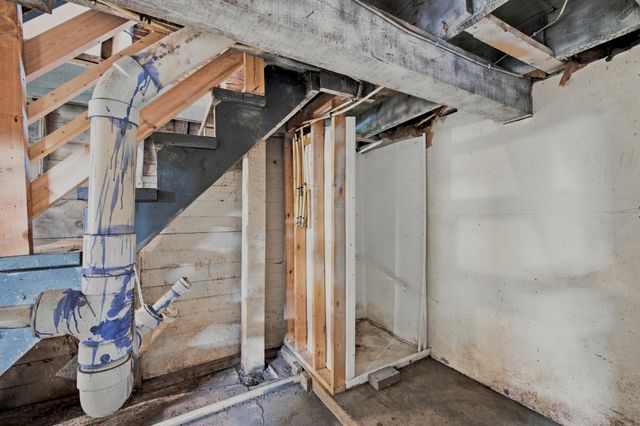 1028 7th Street N, Fargo, ND 58102