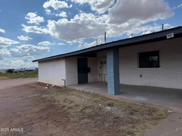 1951 E 13TH Street, Douglas, AZ 85607