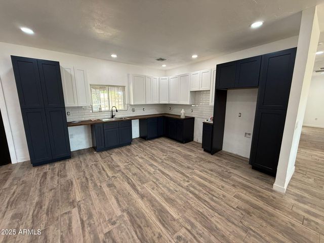 1951 E 13TH Street, Douglas, AZ 85607