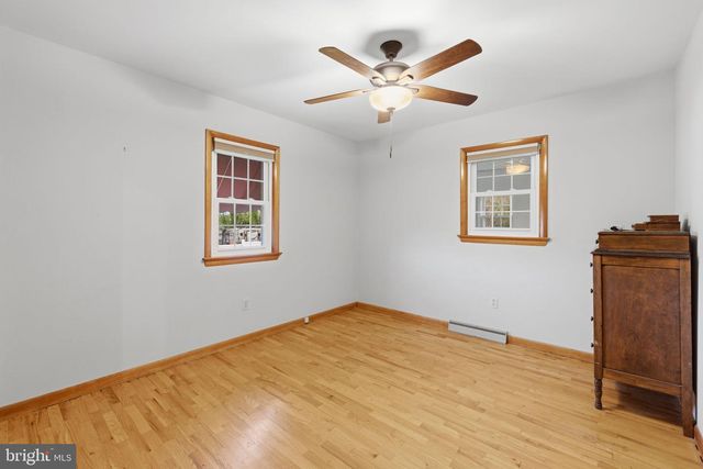 14983 CHARLES TOWN RD, Charles Town, WV 25414