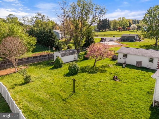 14983 CHARLES TOWN RD, Charles Town, WV 25414