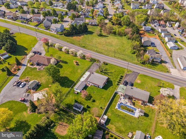 14983 CHARLES TOWN RD, Charles Town, WV 25414